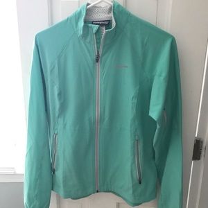 Patagonia lightweight jacket